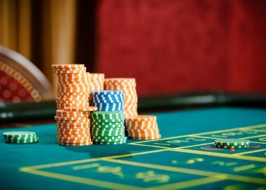 Sic Bo betting table with dice and betting options on new pakong